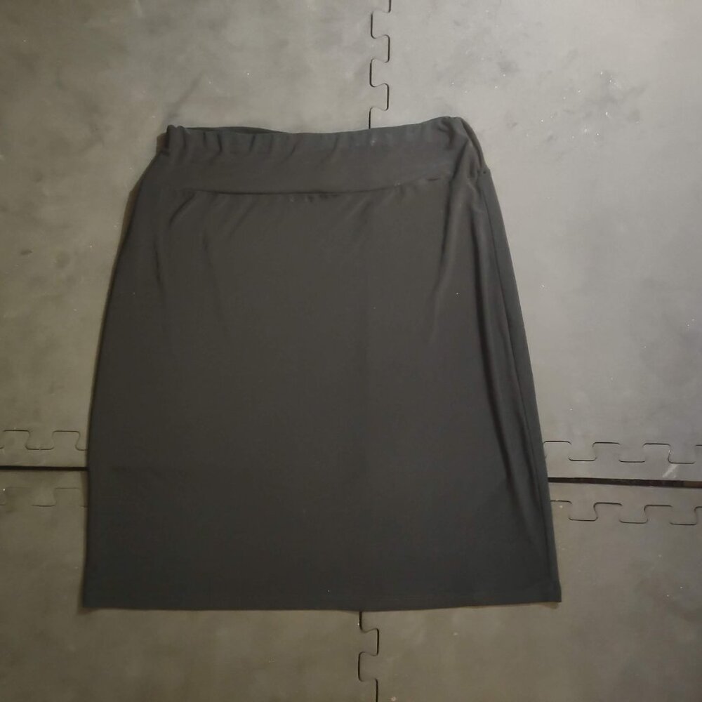 KC Stevens women’s black skirt Size L
